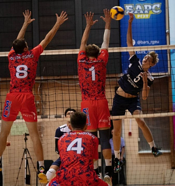 В Ростове разыгрывают Кубок страны по волейболу (высшая лига)