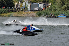 На скоростях по водной глади