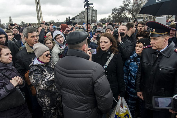 Тех, кто В Ростове придет на митинг в поддержку Навального с детьми, оштрафуют