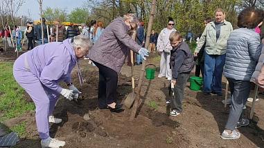 20 04 2026 Депутаты поддержали День древонасаждения, посвященный Году Байкова 