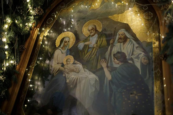 На Рождество праздничные богослужения проведут в 56 ростовских храмах