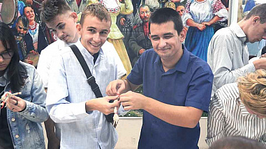 Фестиваль донского казачества для людей с нарушениями слуха прошел в Ростове.