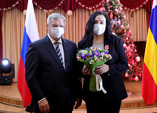 Сотрудники РОКБ удостоены