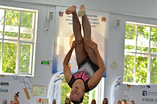 19 09 2024 В Ростове определили лучших гимнастов по программам МС и КМС