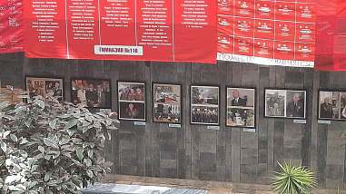 В Донской публичной библиотеке экспонируется фотовыставка  «Победа в лицах ветеранов» журналиста Марии Ким