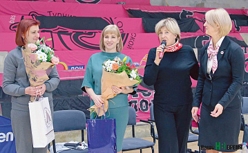 Качели Татьяниного дня