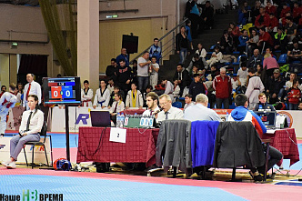 Приз оставили себе