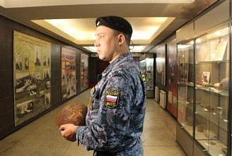 В Ростове-на-Дону приставы спасли раненого