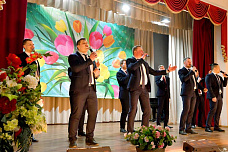 В Ростове поздравили с праздником женщин - военнослужащих