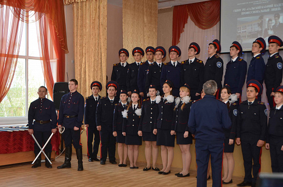 На презентации казачьих учебных заведений. Хор орловских кадетов – один из лучших.