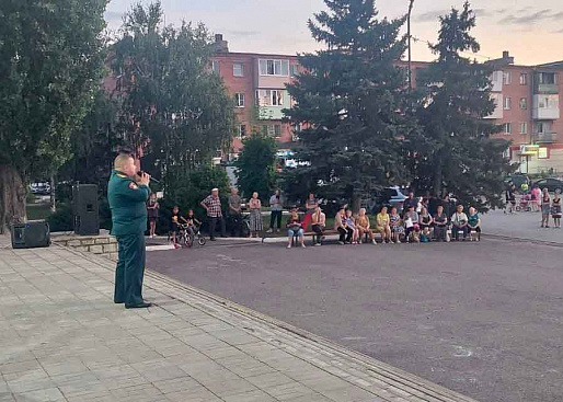 В Каменске росгвардеец исполнил композицию SHAMAN’а