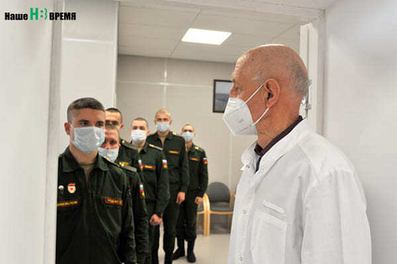 В госпиталях ЮВО разворачивают более полутора тысяч ковидных коек дополнительно