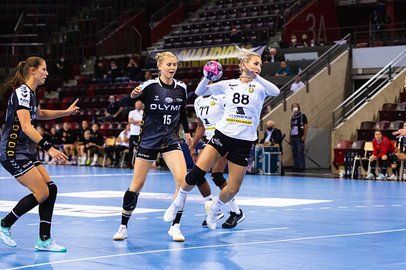 Полина Кузнецова (№ 88) в этом матче забросила 4 мяча.