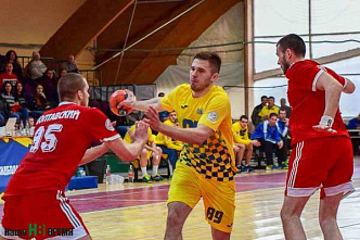 «Лидер» временно аутсайдер