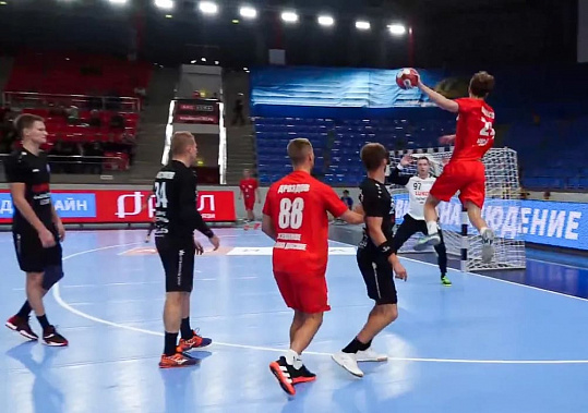 Гандболисты ГК «Донские казаки - ЮФУ» с поражения начали чемпионат страны