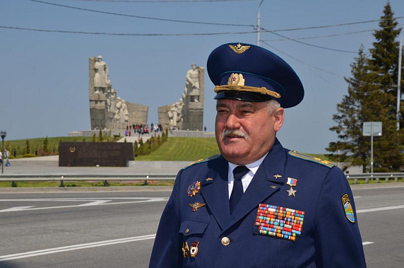 Герой  России Александр Дзюба встретится с аксайскими школьниками