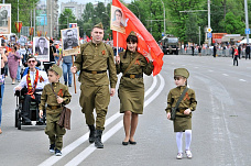 День Победы, как он был от нас далек…