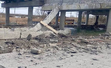 В Азовском районе при ремонте моста погибли двое рабочих