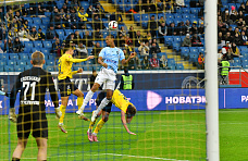 24 10 2025 На своем поле донские футболисты победили «Пари НН»