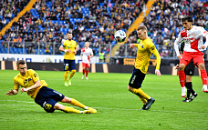 07 04 2025 ФК «Ростов» на своем поле крупно проиграл московскому «Спартаку»