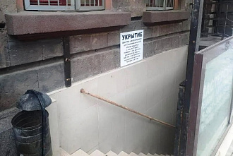 В Ростове на стенах домов появилась информация о ближайших укрытиях