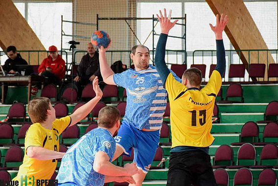 Восхождение «Лидера»