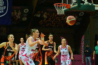 Баскетболистки ростовского клуба «Пересвет-ЮФУ» дома проиграли чемпиону страны