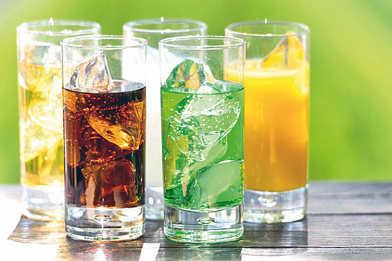 Вред от сладких напитков не снизит даже пробежка