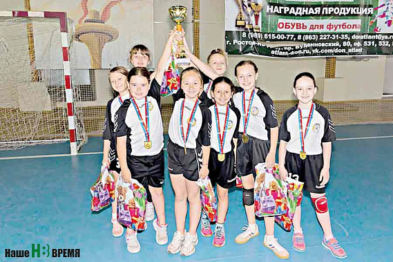 В гандбол играем с детства