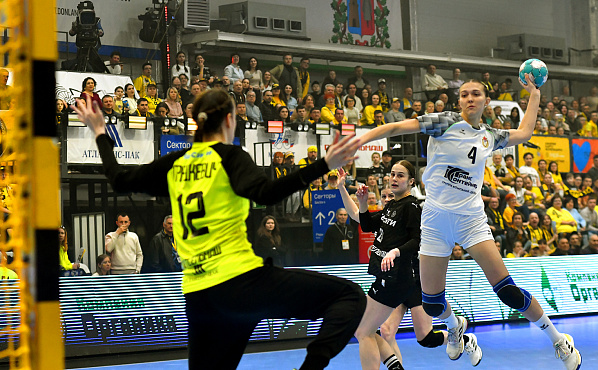 ГК «Ростов -Дон» дома уступил гандболисткам московского ЦСКА