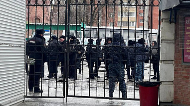 На ростовском рынке «Темерник» идет облава на нелегальных мигрантов