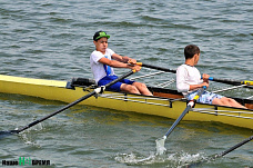 Лодки летят к финишу