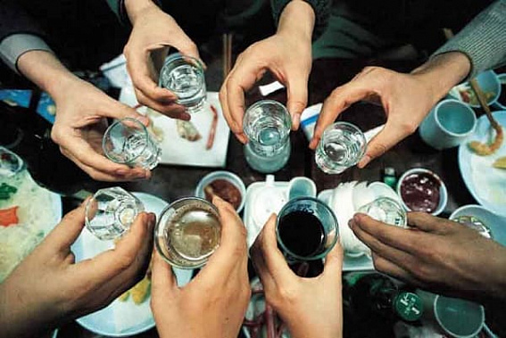 ВЦИОМ констатирует: россияне стали больше выпивать