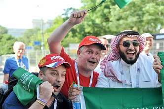 Только прилетели, сразу сели