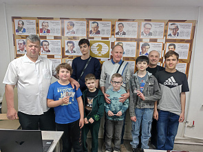 18 05 2025 После турнира памяти Михаил Захаровича Харояна была теснота на подиуме