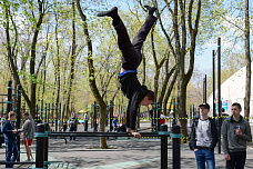 Уличные турникмены