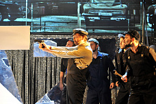 Ночью просыпаются мафия… и зрители