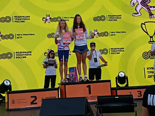 Ростовская спортсменка завоевала золото всероссийских соревнований по триатлону