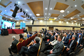 В канун Дня работника ЖКХ на Дону наградили лучших коммунальщиков региона