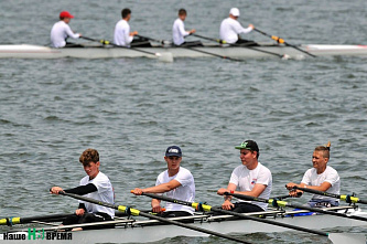 Лодки летят к финишу