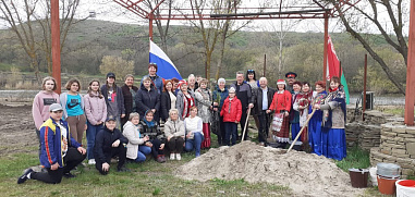 В хуторе Погорелове Белокалитвинского района заложен сквер российско-белорусской дружбы