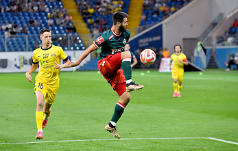 Футболисты «Ростова» в кубковом матче обыграли столичный «Локомотив»