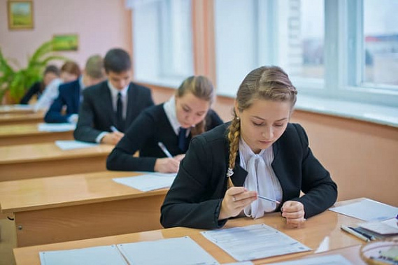 Итоговое сочинение для 11-классников Ростовской области перенесли на апрель