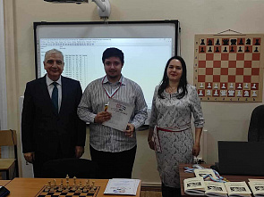 Александр Аношкин из Аксая выиграл рапид среди донских педагогов