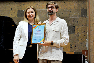 В Ростове библиотекарей поздравили с юбилеем публички и Днем библиотек 