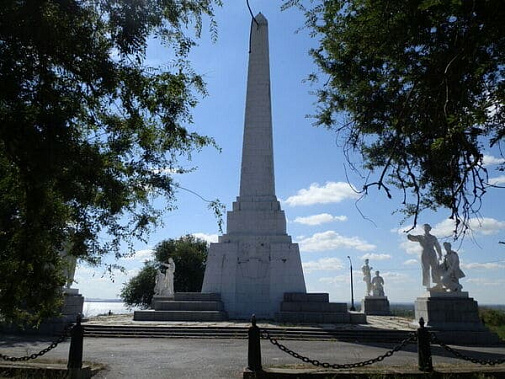 Памятник строителям Цимлянского гидроузла будет отремонтирован