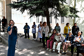 07 05 2026 Ветераны принимают поздравления