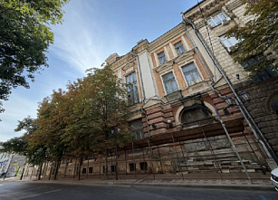 Власти Ростова озаботились судьбой архитектурных памятников южной столицы