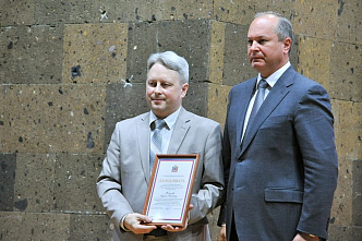 С наступающим профессиональным праздником, коллеги!