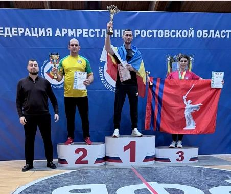 Донские силачи отличились на чемпионате и первенствах ЮФО по армрестлингу